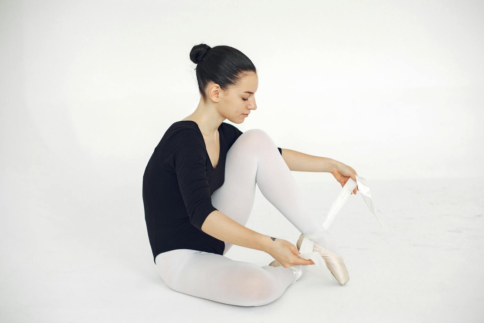 Mondor 3310 Footed Performance Dance Tights