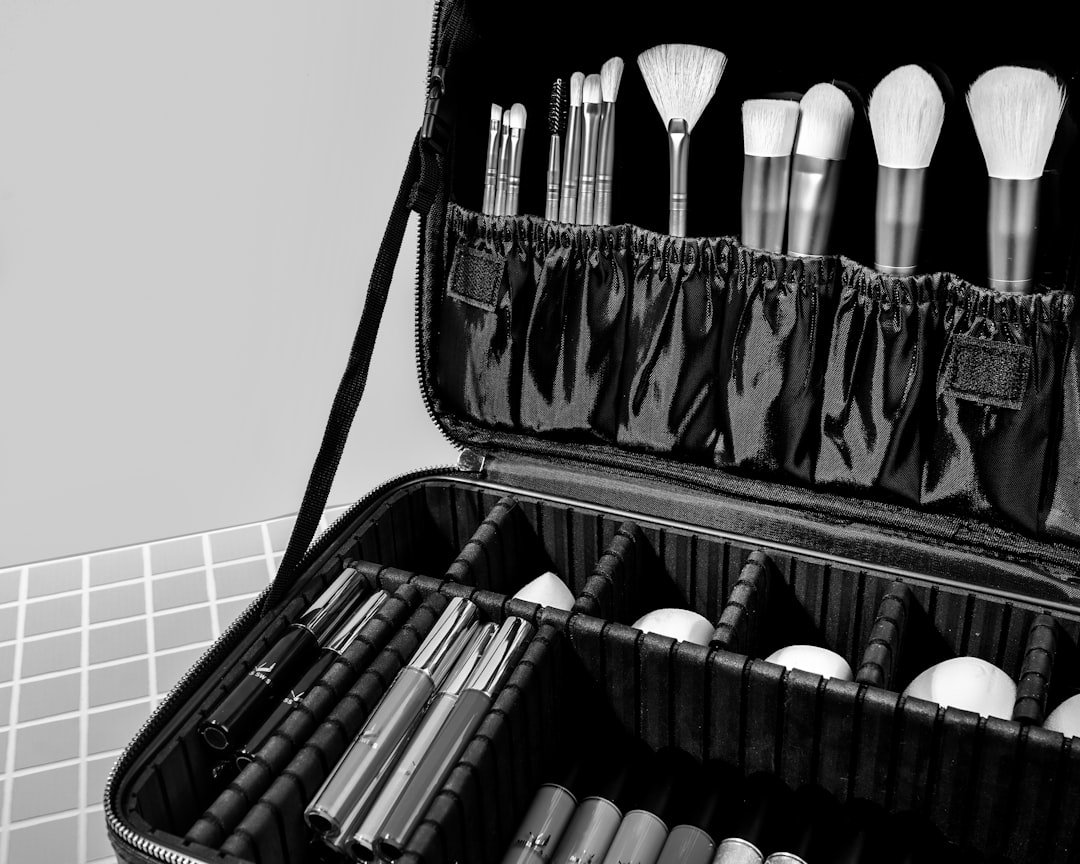Relavel Travel Makeup Train Case