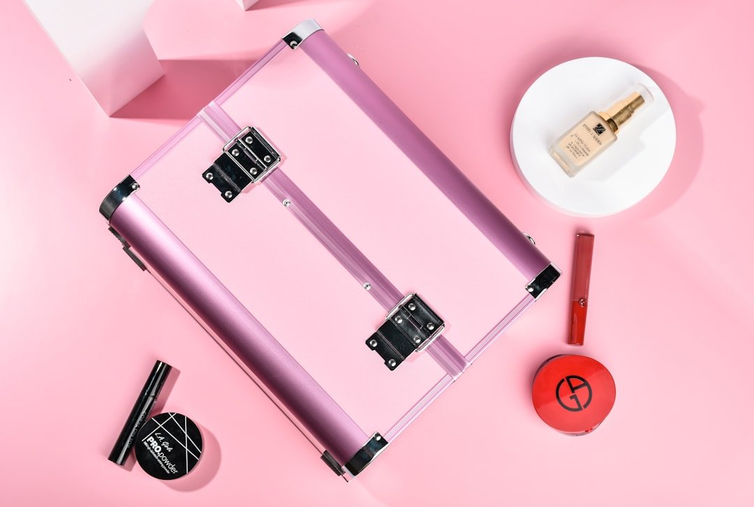 Joligrace 2-Tier Makeup Train Case