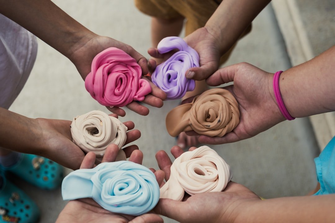 AICKER Magic Ballet Bun Makers