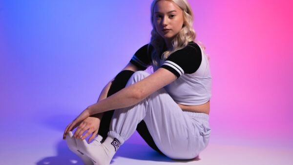 Best Dance Hoodies for Hip Hop: Top Cropped and Zip Picks for Class