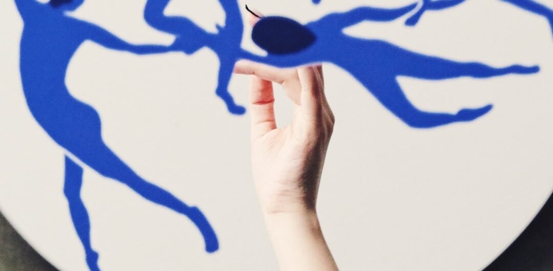Best Premium Dance Wall Decals: SUPERDANT Dancing Girl Review