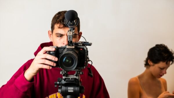 Best Rated Tripods for Dance Videos: Highest-Reviewed Picks on Amazon