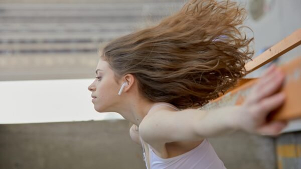 Best Wireless Earbuds for Dance Practice 2026: Move Freely, Sound Amazing