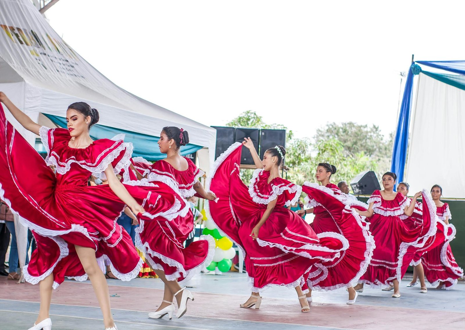 Cumbia Dance Basics: Steps, History, and How to Learn (Complete Guide)