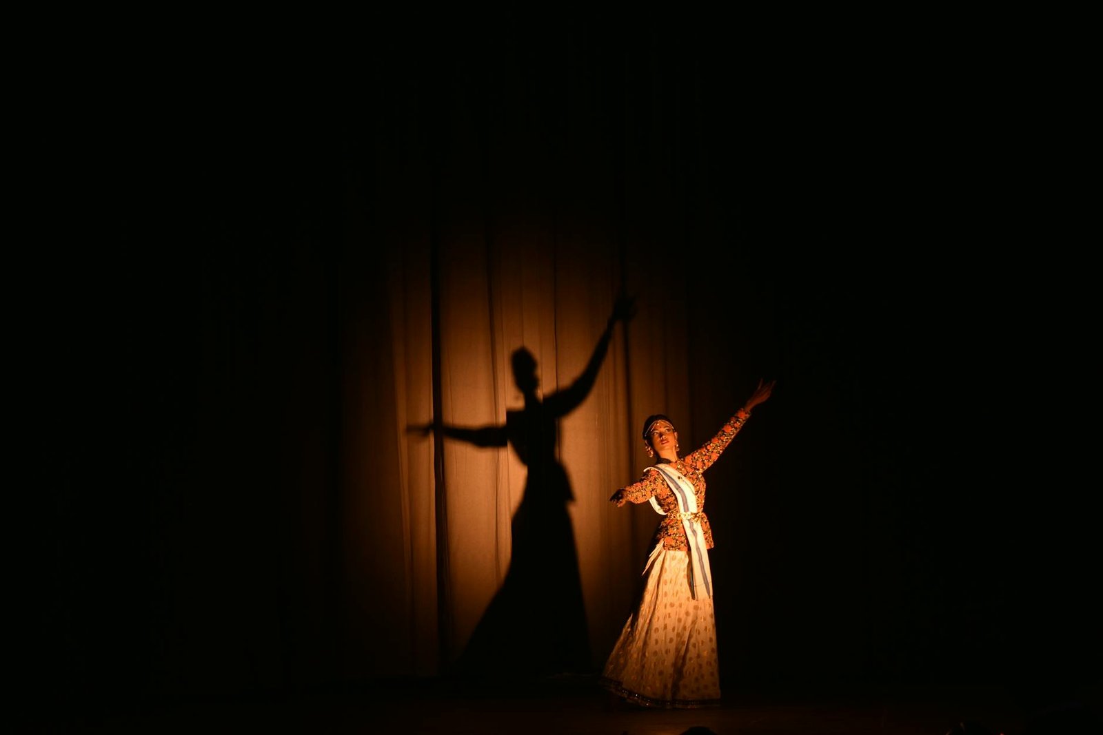 How to Overcome Stage Fright & Dance Performance Anxiety: A Complete Guide