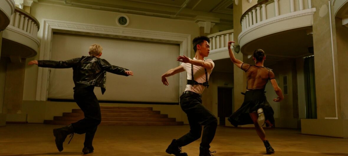 Online Dance Intensives and Bootcamps: What to Expect (Complete Guide)