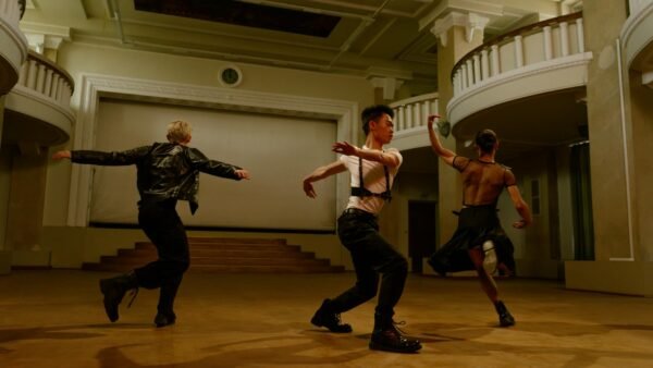 Online Dance Intensives and Bootcamps: What to Expect (Complete Guide)