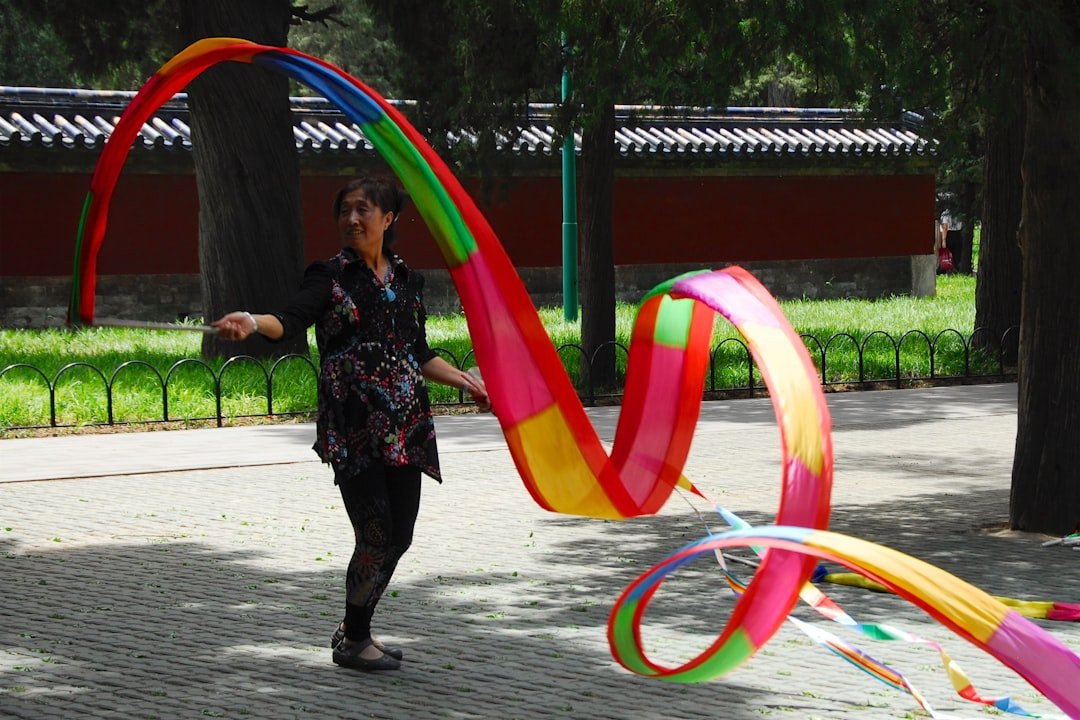 Chinese Ribbon Dance Silk Ribbon Streamer Fan Dance Performance