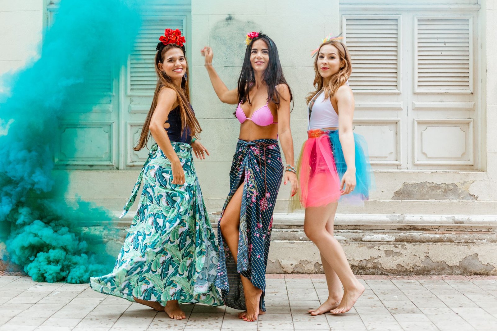 Luau Party Hula Skirt Set Adults Beach Dance Costume