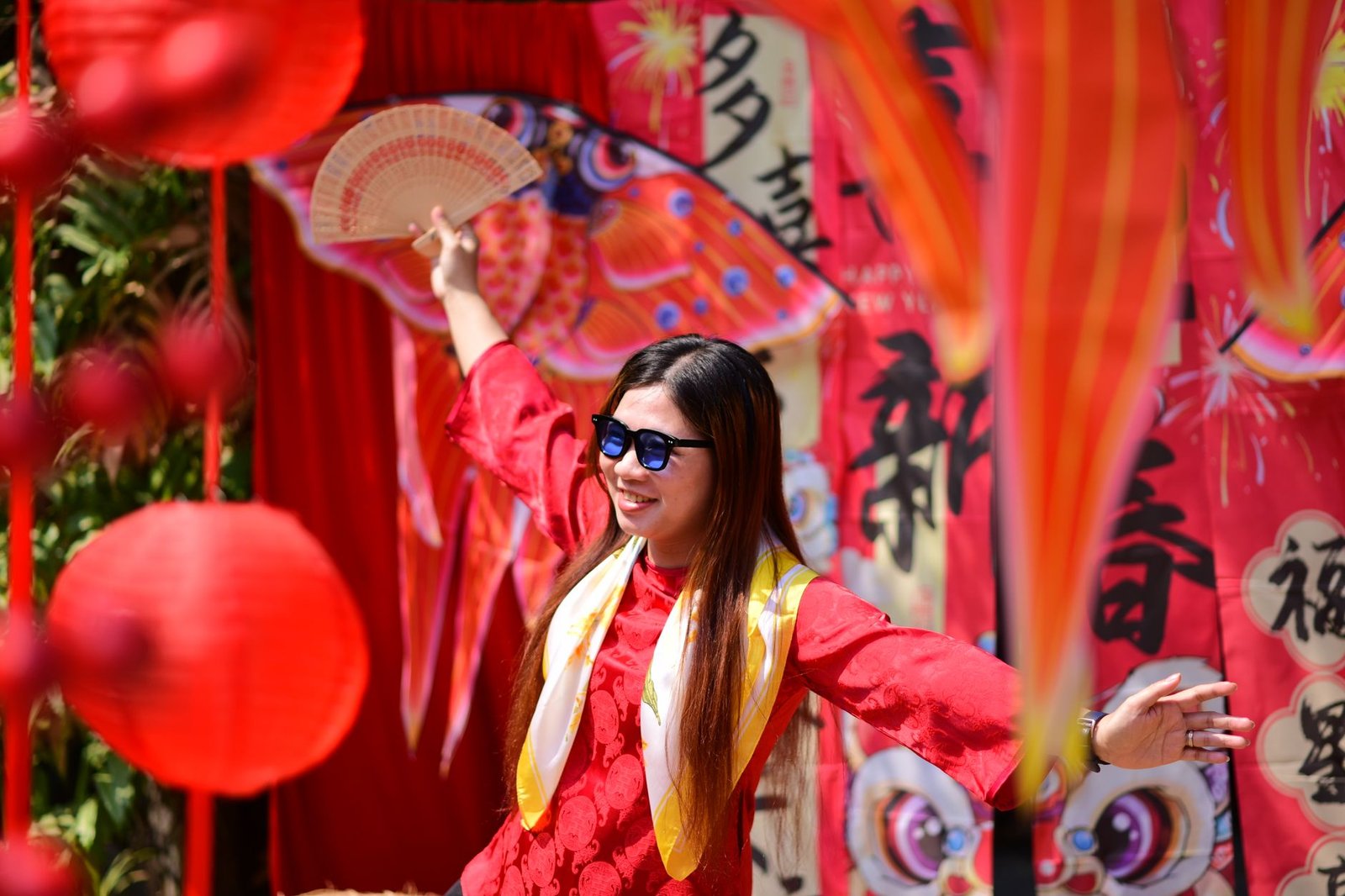 Budget Chinese Dance Fan Practice Colorful Set