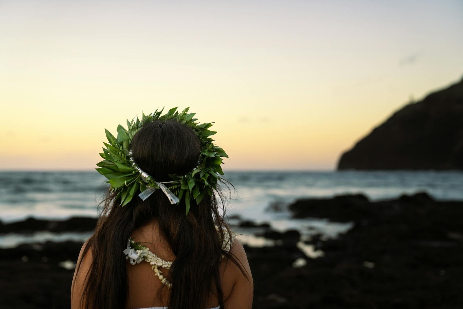 Fresh Flower Lei Headpiece and Wrist Lei Set Artificial