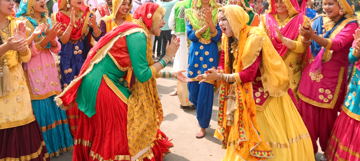 Best Bhangra Dance Costume and Punjabi Folk Dance Outfit for Women Men and Performers: Top 7 Picks for 2026