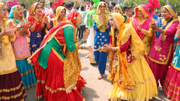 Best Bhangra Dance Costume and Punjabi Folk Dance Outfit for Women Men and Performers: Top 7 Picks for 2026
